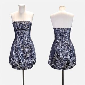 Cache Vintage Strapless zebra bubble hem mini dress silver Blue sz 4